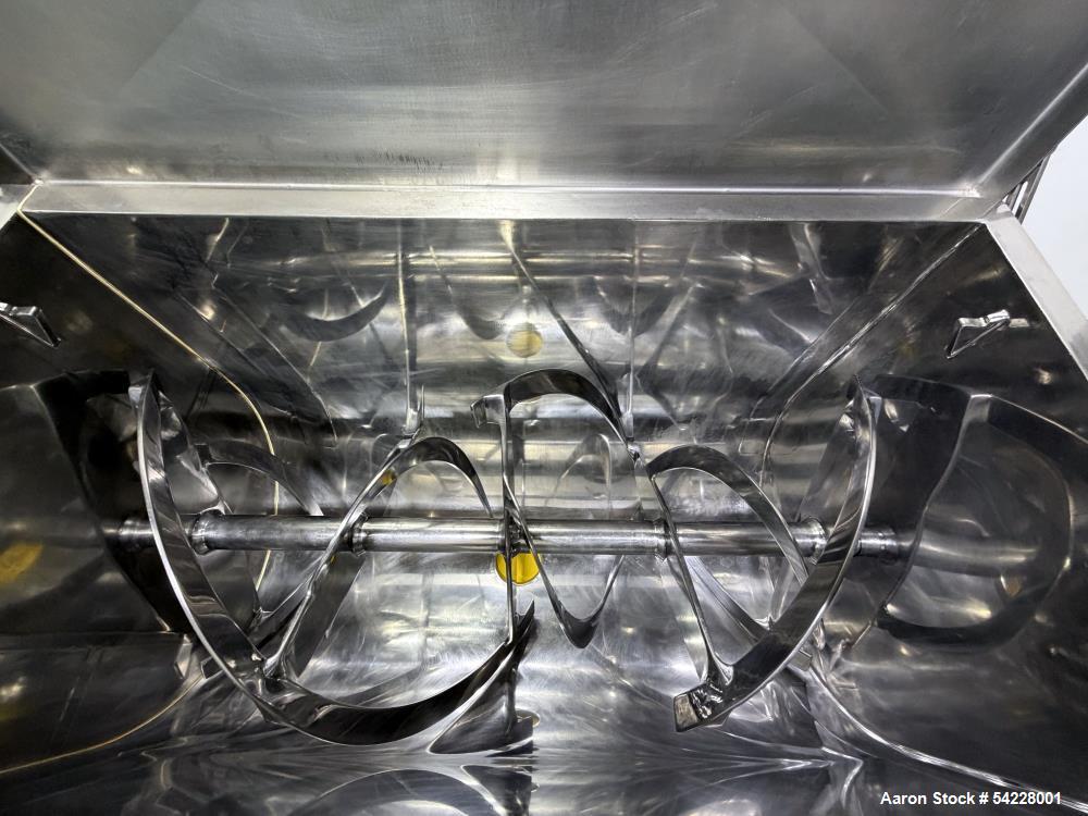 10 Cu Ft Staley Stainless Steel Ribbon Blender – Model L010DS for Sale