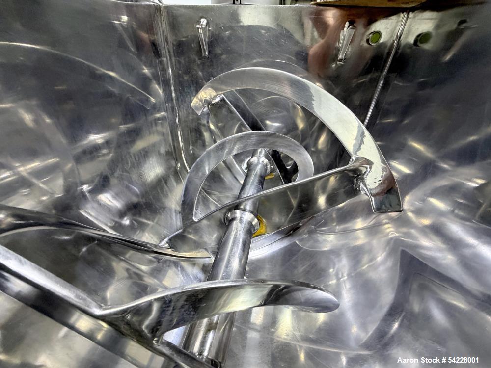 10 Cu Ft Staley Stainless Steel Ribbon Blender – Model L010DS for Sale