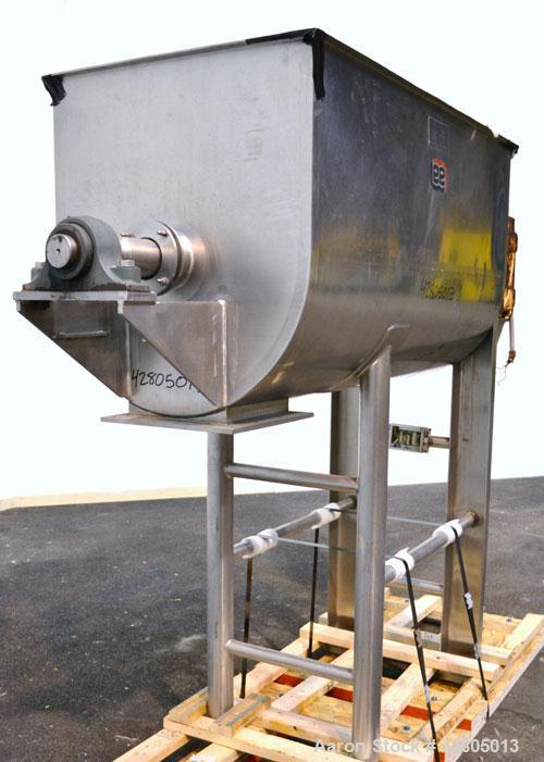 Used Lee Industries Double Spiral Ribbon Blender, 27.8 Cubic Feet (1200 Pound) Working Capacity, Model 1200TDR, 316 Stainless Steel. #4 Finish Non-jacketed trough 30 wide x 60 long x 32 deep. Open to...