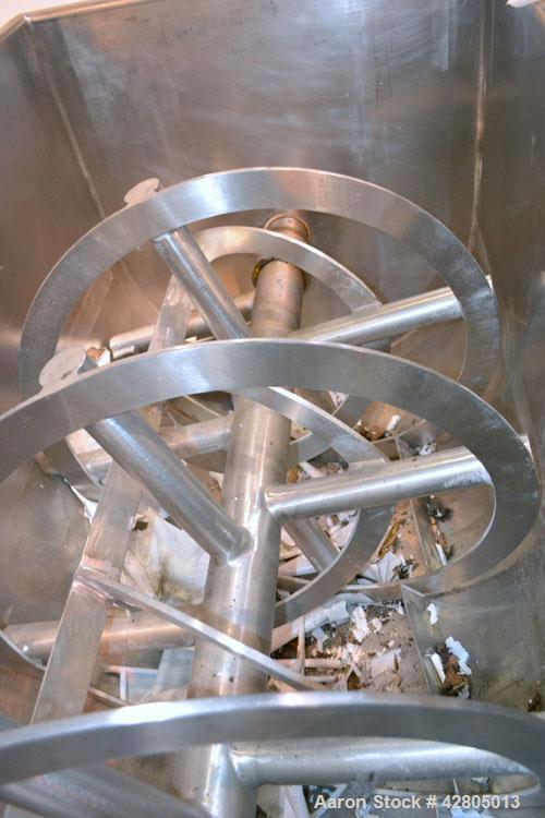 Used Lee Industries Double Spiral Ribbon Blender, 27.8 Cubic Feet (1200 Pound) Working Capacity, Model 1200TDR, 316 Stainless Steel. #4 Finish Non-jacketed trough 30 wide x 60 long x 32 deep. Open to...