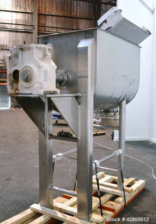 Used Lee Industries Double Spiral Ribbon Blender, 22.2 Cubic Feet (900 Pound) Working Capacity, Model 900TDR, 316 Stainless Steel. #4 Finish Non-jacketed trough 30’’ wide x 48’’ long x 32’’ deep. Ope...