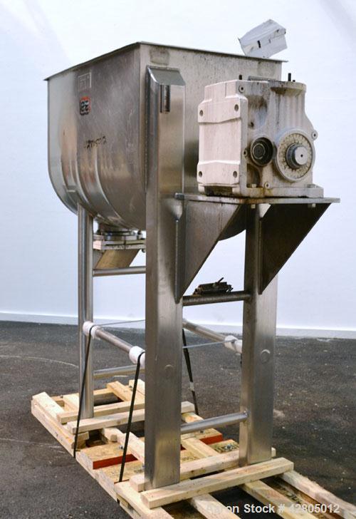 Used Lee Industries Double Spiral Ribbon Blender, 22.2 Cubic Feet (900 Pound) Working Capacity, Model 900TDR, 316 Stainless Steel. #4 Finish Non-jacketed trough 30’’ wide x 48’’ long x 32’’ deep. Ope...