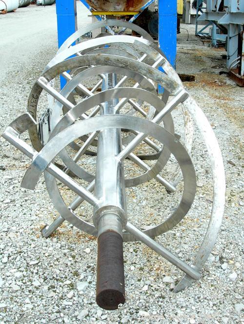 Used Ribbon Assembly Only, 140 Cubic Feet, 347 Stainless Steel. 48'' diameter x 120'' long double spiral for center discharge. Inner ribbon 2-7/16" wide x 3/8" thick. Outer 2-3/16" wide x 5/16" thick...