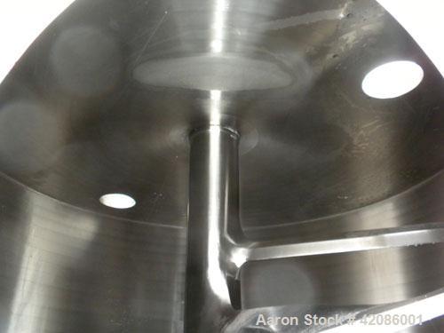 Used Ruberg Vertical Single Shaft Mixer, 88.3 cubic feet (25-2500 liter), model VM2500, 316L stainless steel. Non-jacketed chamber approximately 74" diameter x 50" deep, flat top and bottom. 6" diame...