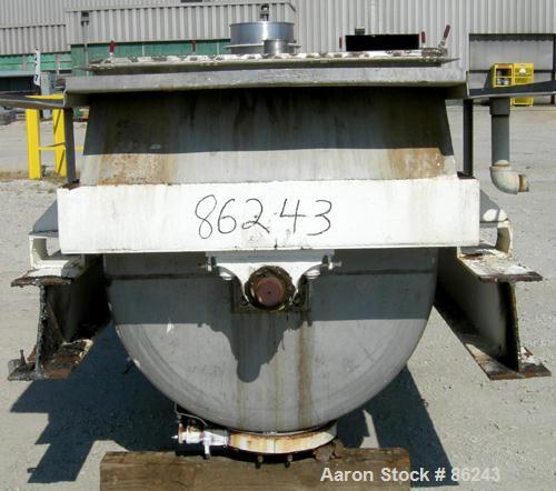 Used S Howes Double Spiral Ribbon Blender, Model S488, 113 Cubic Feet Working Capacity, 304 Stainless Steel. Non-jacketed trough 48" wide x 96" long x approximately 54" deep. 6" diameter shaft, inner...