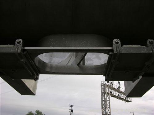 Used Sprout Waldron double spiral ribbon blender, model 14,000#, 267 cubic feet working capacity, stainless steel. Non- jacketed trough 60" wide x 144" long x approximately 65" deep. 10" diameter sha...