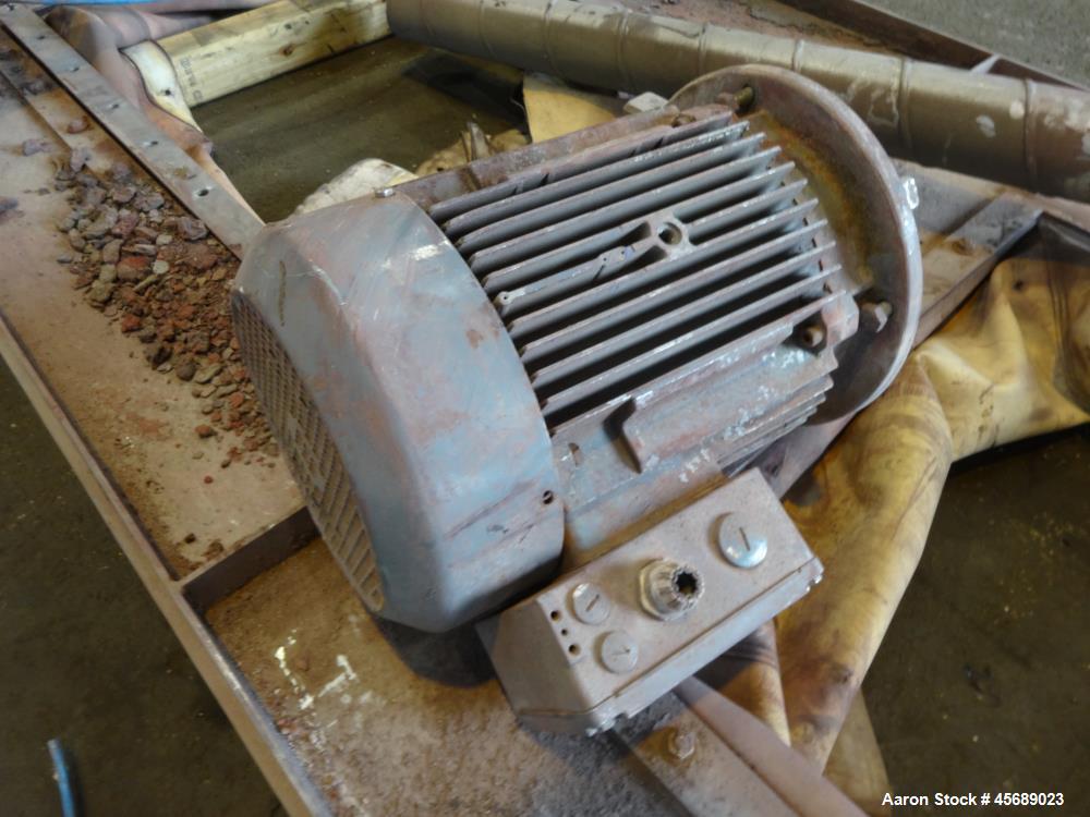 Used Van den Berg BMW Ribbon Blender, Model 1000-V-Omega, 304 Stainless Steel, Approximate 176 Cubic Feet. 5000 Liter maximum capacity. Non-jacketed trough approximate 129" long x 79" wide x 35" deep...