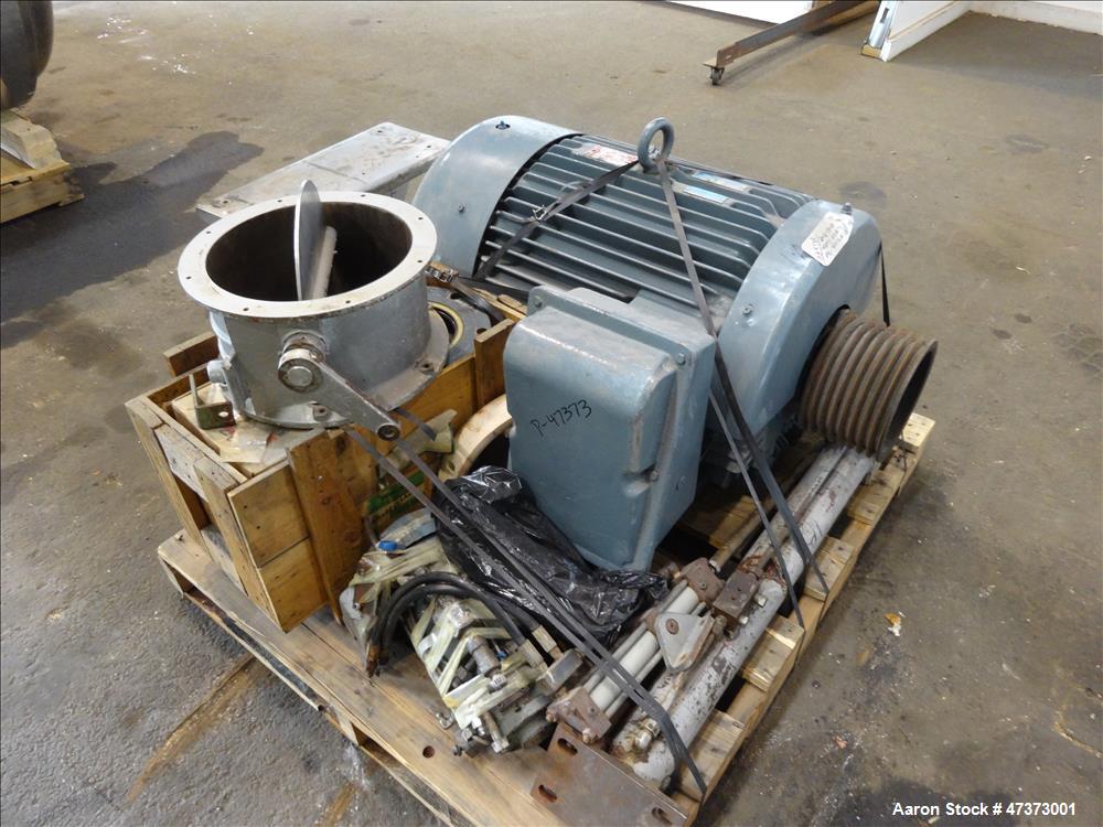 Used Oshikiri Horizontal Mixer, Model HM1300F, 304 Stainless Steel.