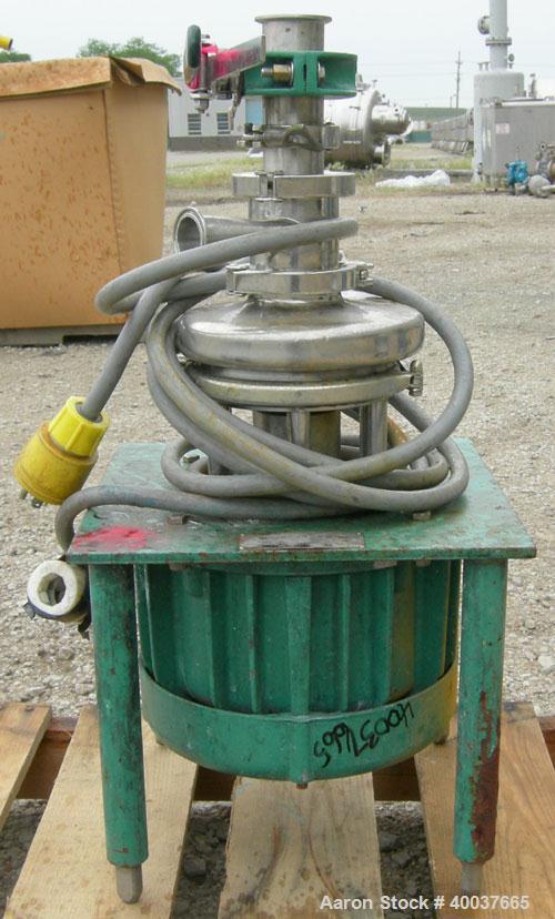 Used- Tri Clover Tri Blender, Model F2116MD-B40, 316 Stainless Steel. Approximately 4-1/2" diameter x 1-1/2" high impeller. ...