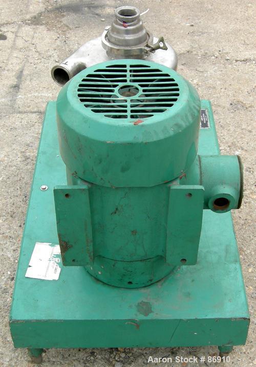 Used Tri Clover Tri-Blender, Model F3218MD-B40, 316 Stainless Steel. Approximate 7.5" diameter impeller. 2-1/2" NPT powder inlet, 4" tri-clamp inlet with hopper, 2" tri-clamp liquid outlet. Dry ingre...
