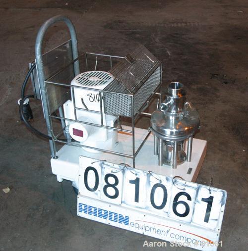 USED:Tri Clover Tri Blender, model F3218, 316 stainless steel.Approx 10" diameter impeller, 4-1/2" tri-clamp powder inlet (nohopper), 1-1/2" tri-clamp liquid inlet, 2-1/2" tri-clamp liquidoutlet. Dry...