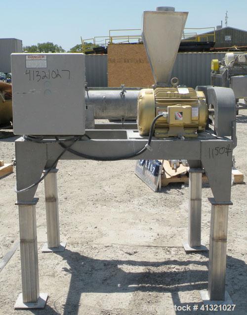 Used Hosokawa Micron Turbulizer, Model TCX-8, 304 stainless steel. 8" diameter x 28" long non-jacketed clamshell design chamber. Approximately 3" diameter shaft with 4 rows of (14) screw in blades. 4...