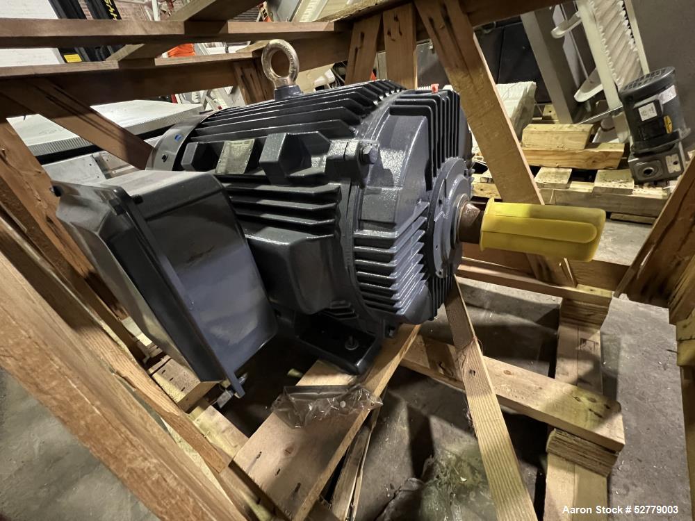 Unused- Leeson Globetrotter 100 HP Motor, Model UH 444TTFCD6086BB I. Rated 100hp (75kW) at 3/60/230/460 volt, 1190 rpm. Rated 75hp (56 kW) at 3/50/190/380 volt, 990 rpm. Cat# GT1047A. Frame 444T. Typ...