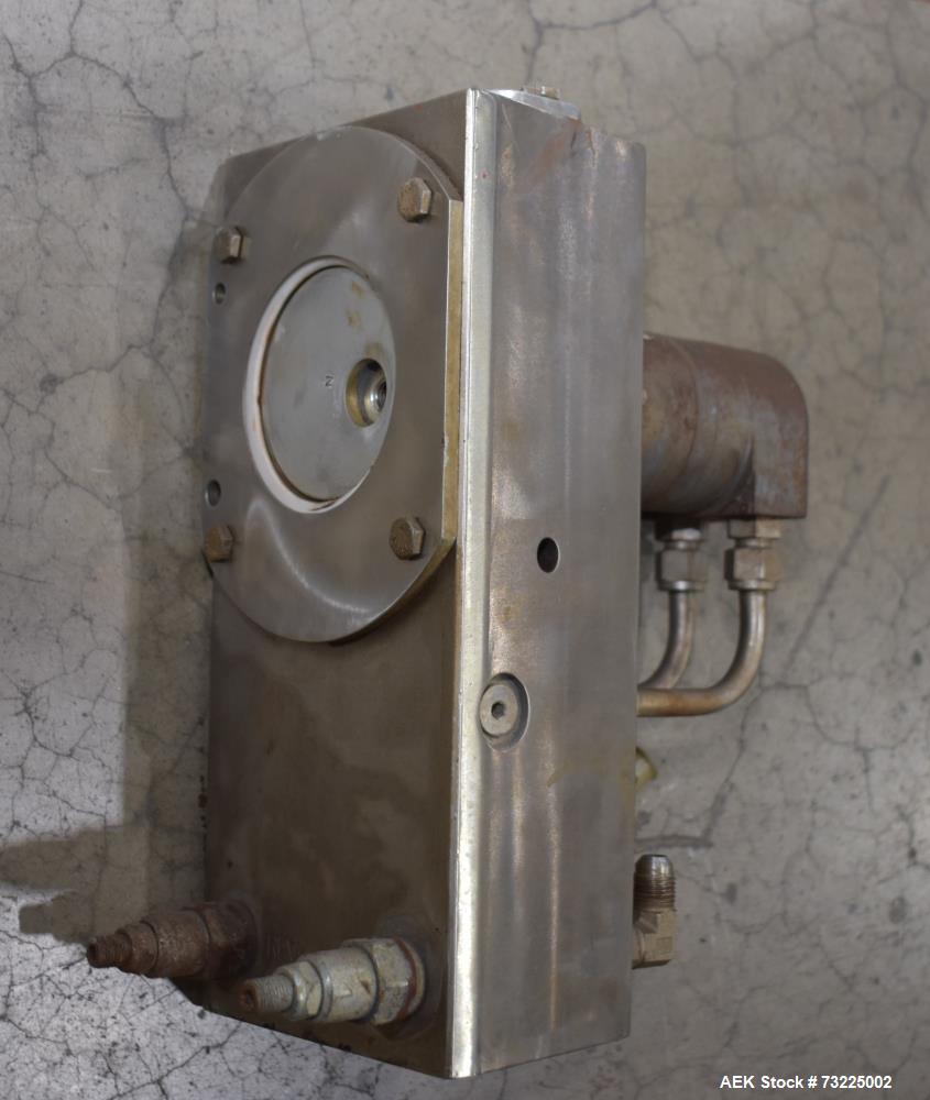 Used R.A Jones Aerofill 1695 Ultraflex | High-Speed Rotary Gasser Shaker