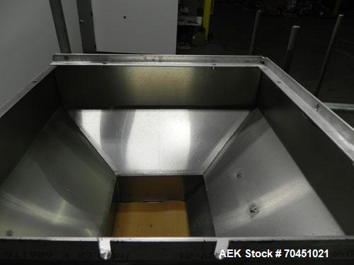 Used Haumiller Model Lasta Stainless Steel 6-Pocket Spray Tip Applicator. Single Hammer, 16” vibratory feeder bowl. Approximate 24” x 24” x 12” deep hopper. Allen Bradley Panel View 1000.