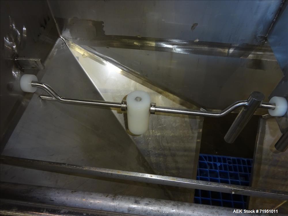 Used American Process Systems Filtered Bag Dump Station, Model FBD-200