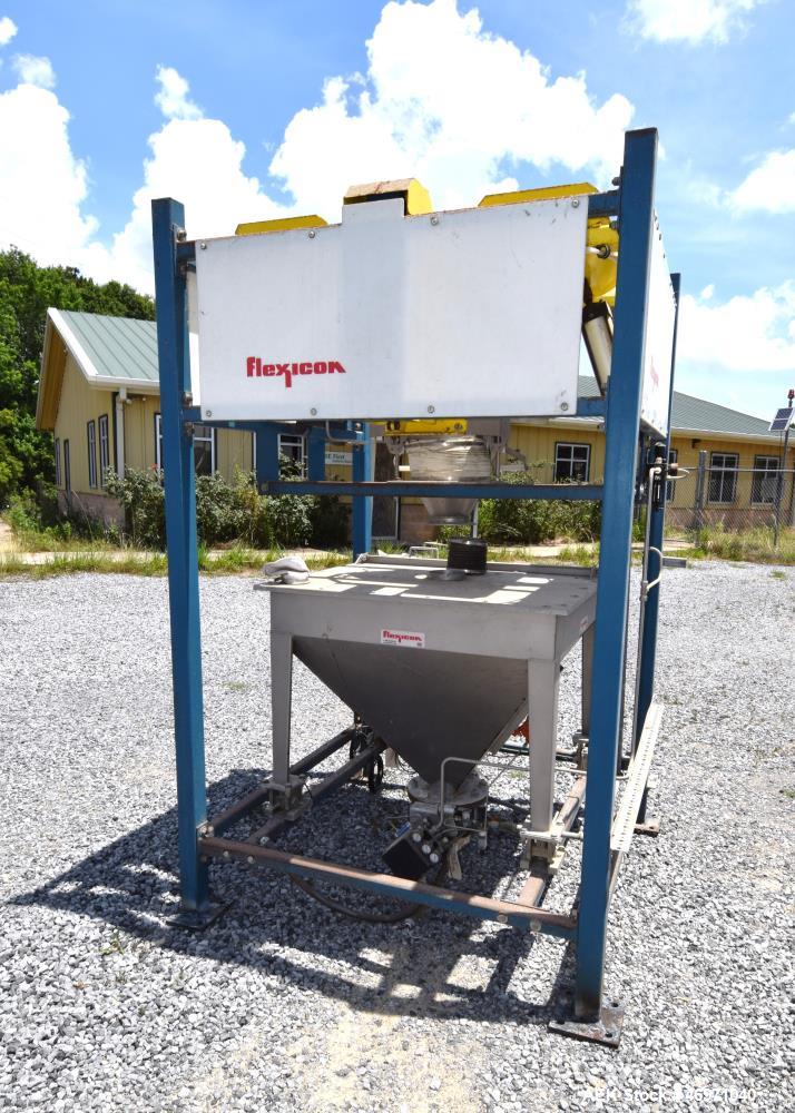Used Flexicon BFH-C-X Half Frame. Includes (2) air operated bag holders, (1) Tele-Tube telescoping tube, (1) Salina Vortex slide valve, (1) Flexicon hopper, (1) ball valve. Mounted on a carbon steel ...