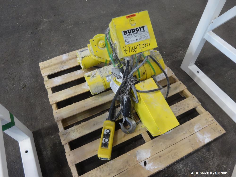 Used Vac-U-Max Bulk Bag Unloader Model 104122.