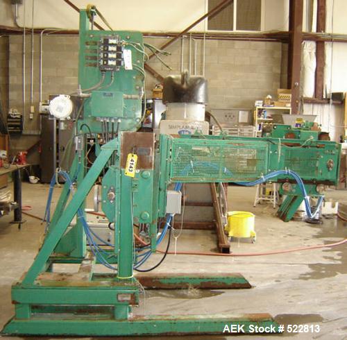 USED: Stone Container model US 2000 ultra sonic bag sealer with low hours. Hour meter 868 hours.