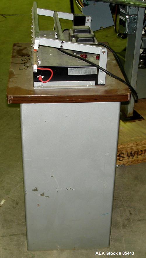 Used Vertrod Thermal Horizontal Impulse Heat Sealing Machine, Model 20A/CAB. Approximate 21" long x 1/2" wide seal area.Manually adjustable heat setting, 1/60/115/120 Volt, 960 Watt. Foot pedal opera...