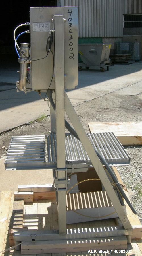 Used Parish Case-Pak meter filler, model M125, 304 stainless steel. Capacity one gallon to six gallon bags. Designed to automatically fill predetermined volumes of liquid products into polyethylene b...