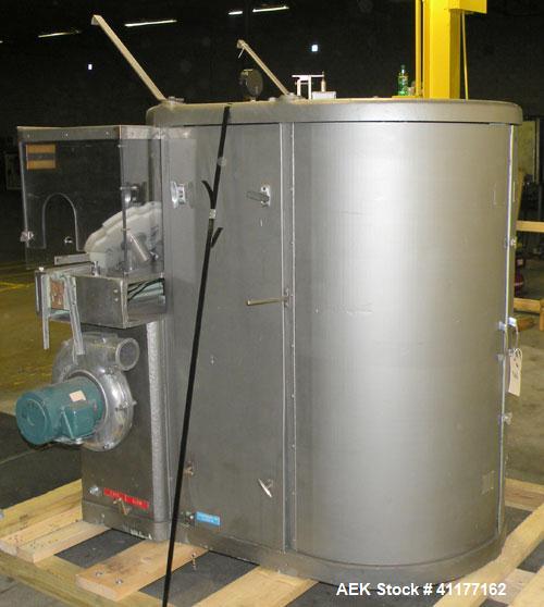 Used U.S. Bottlers Machinery Sanitair Bottle Air Cleaner, Model DS-12, Series #030156. Capable of speeds up to 275 bottles per minute. Has a bottle size range: (Diam) 1" to 4" (Height)up to 14". Last...