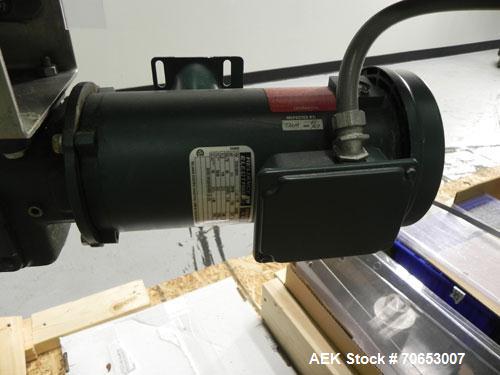 Used U.S. Bottlers Machinery Model Sanitair Cleaner DS-8 Rotary Air Bottle Cleaner capable of speeds up to 150 containers per minute. Uses a dual-stage cleaning process. Has duplex cleaning station c...