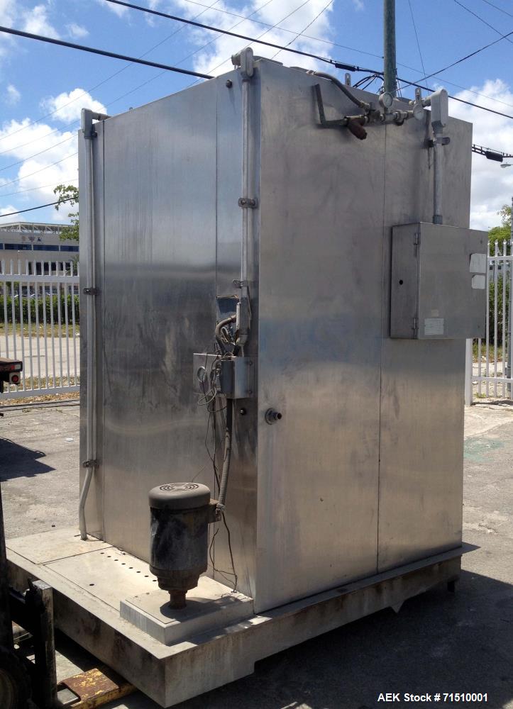 Used Alvey Tray Washer, Model KS-70. (2) Tray racks/carts, each cart holds 45 trays. Maximum tray dimensions 21"x 26 1/2". (3) levels of 15 trays on the cart. 3 phase/ 60 cycles / 208 Volts. 72" wide...