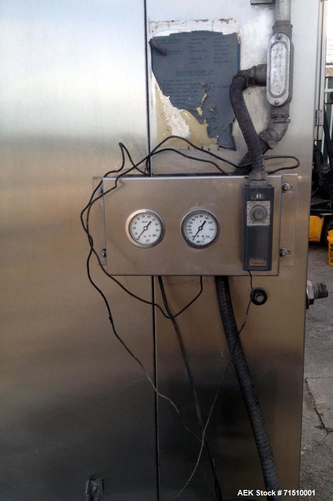 Used Alvey Tray Washer, Model KS-70. (2) Tray racks/carts, each cart holds 45 trays. Maximum tray dimensions 21"x 26 1/2". (3) levels of 15 trays on the cart. 3 phase/ 60 cycles / 208 Volts. 72" wide...
