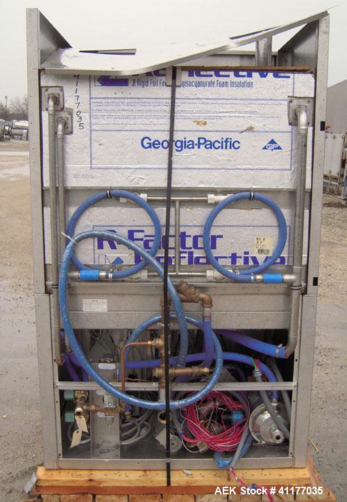 Used Heinicke/Hotpack Floor Glassware Washer, Model H-4100E. 316L stainless steel chamber, 29" wide x 27" deep x 26" high. Power vertical tempered glass door, 8 basket design, 304 stainless steel ext...
