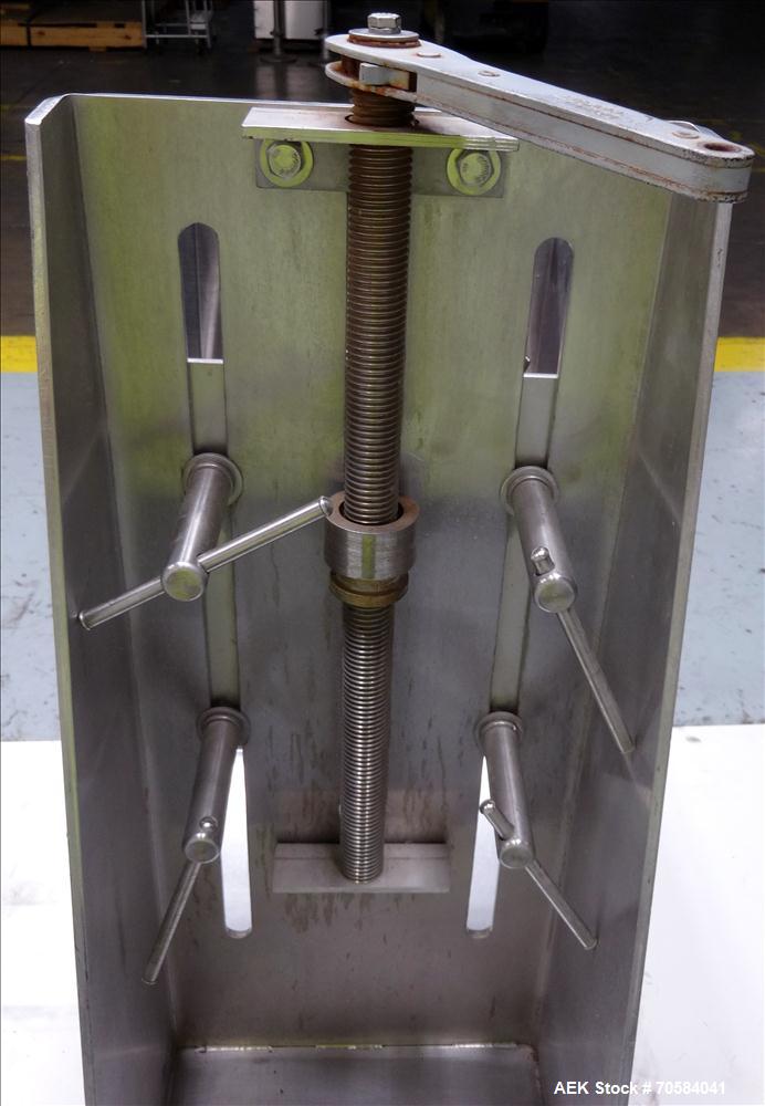 Used Edlund Model 625 Heavy Duty Air Powered Crown Punch Can Opener