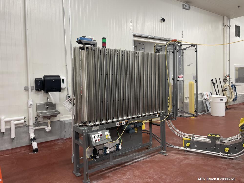 Used Pneumatic Scale Can Seamer, Model 2004RCM-1 set up on 302/301 diameter cans. Has Fleetwood extended magazine feed. Worm screw to star container handling. Can size range: 202 - 408 (diameter) x 1...