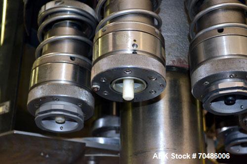 Used Alcoa Packaging Equipment 8 Head Rotary Chuck Capper, Model F-212-4. Capable of line speeds of 100 to 440/minute. Maximum container diameter 4.312’’, height 5-14’’, pitch diameter stars 12’’. Se...
