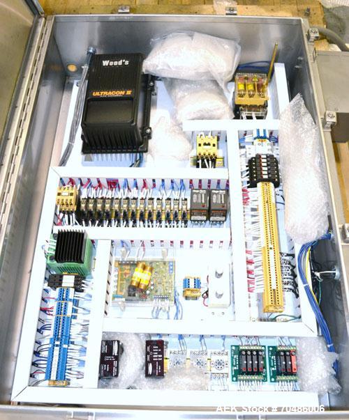 Used Alcoa Packaging Equipment 8 Head Rotary Chuck Capper, Model F-212-4. Capable of line speeds of 100 to 440/minute. Maximum container diameter 4.312’’, height 5-14’’, pitch diameter stars 12’’. Se...