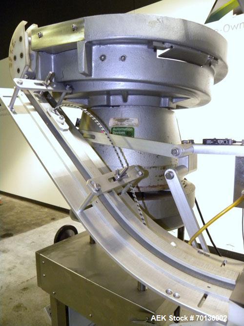 Used Kalish Starcap MK V Automatic Chuck Capper. Capable of speeds up to 80 containers per minute. Model 92900, single head chuck capper Has star wheel indexing for container and was last running 16o...