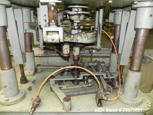 Used Resina Model S-30 Automatic Single Head Chuck Capper