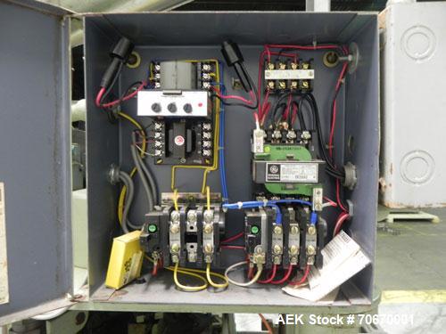 Used Resina Model S-30 Automatic Single Head Chuck Capper