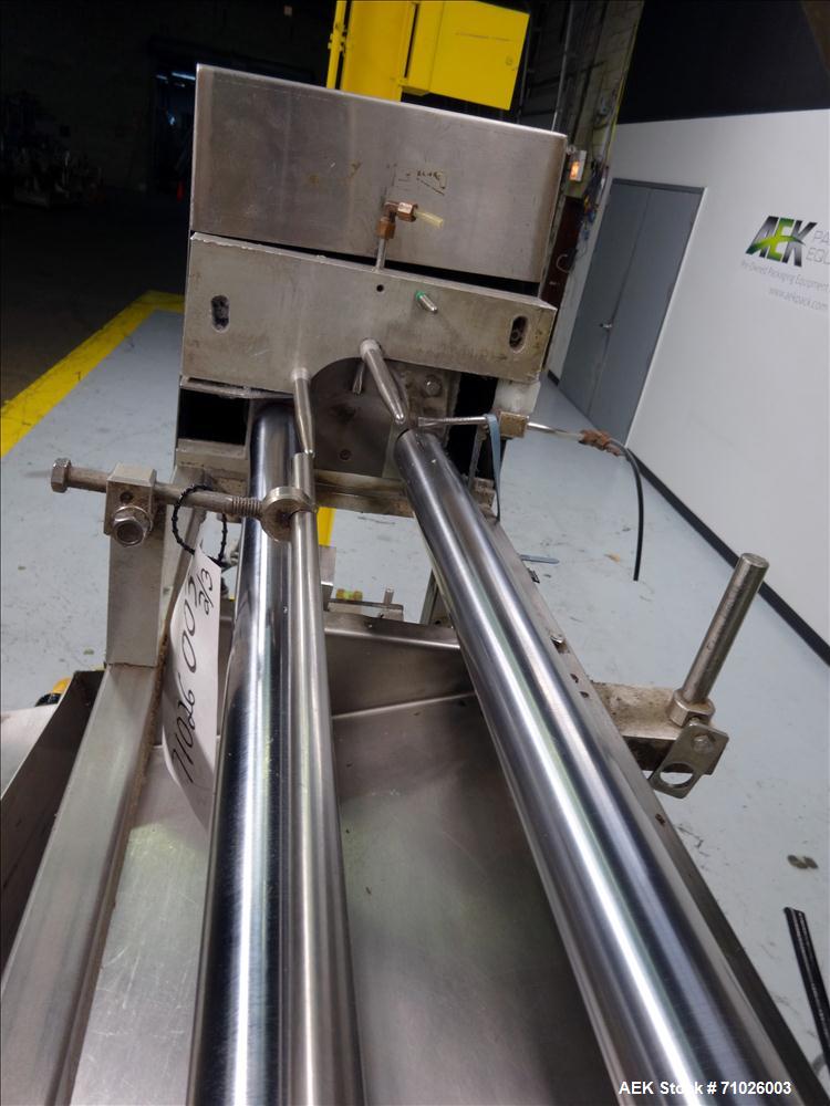 Used Del Packaging SRC Overcapper with Extended Lid Magazine