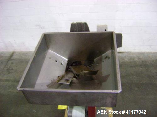 Used Diversified 76-450 Steam Capper designed to displace the air in the closure and head space of the container with steam. Automatically applies lug or PT style caps onto glass containers. Currentl...