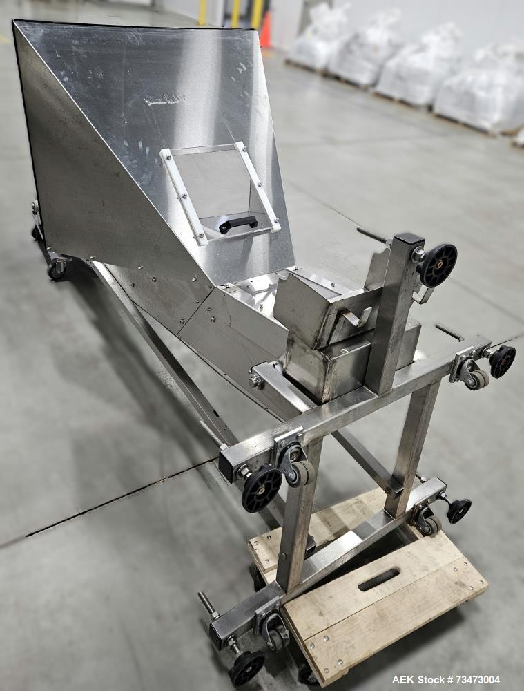 Used Inline Filling Systems NT Capper Fully Automatic Inline Capper