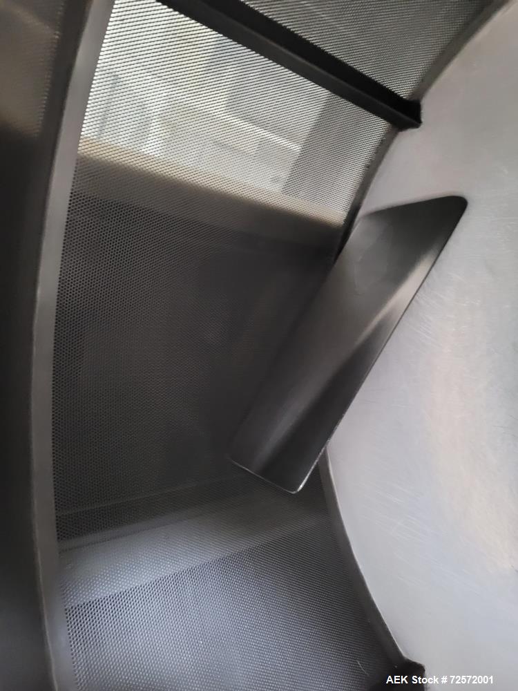 Used Resina Model U40 Automatic Inline Capper