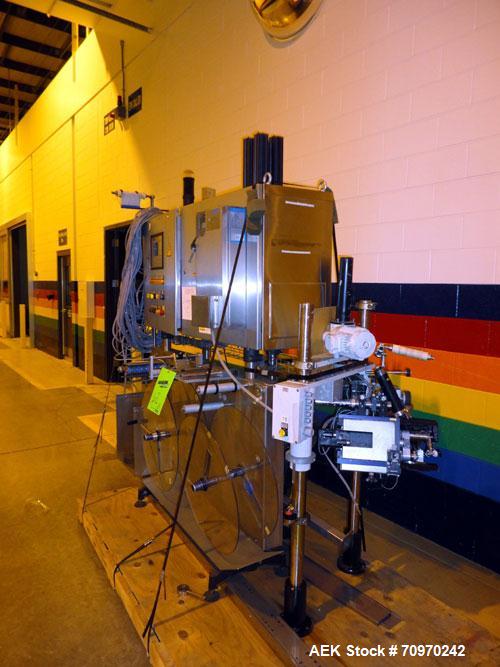 Used Krones Garantomatic High Speed Automatic Neck Banding Sleeve Labeling Machine
