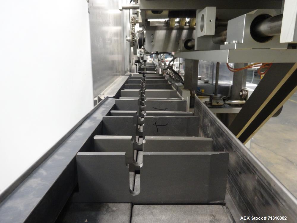 Used Serpa Model P100 Balcony-Style Automatic Horizontal Tuck Cartoner