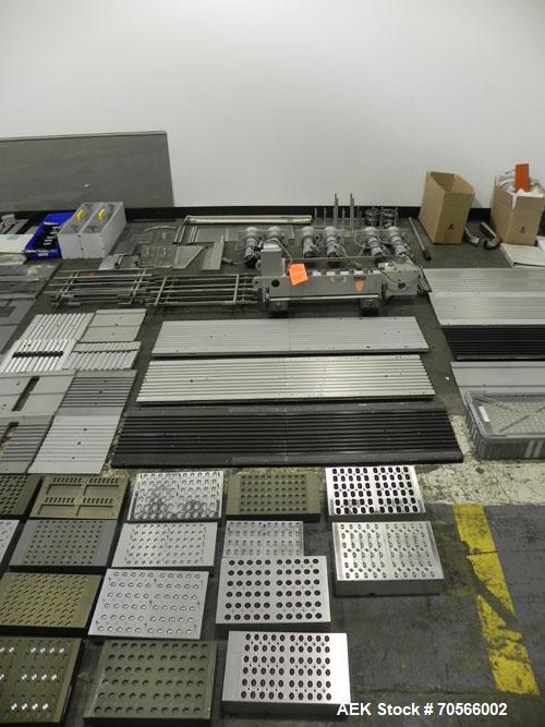 Used Uhlmann Model C2206 Automatic Horizontal Cartoner. Machine is capable of speeds up to 200 cartons per minute. Has 6" centers for a max carton range: length 130 mm, width up to 100 mm, depth to 2...