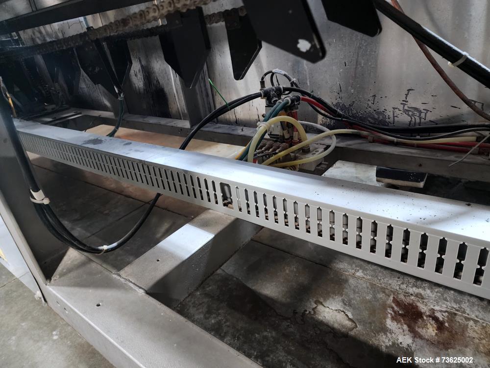 Used Econocorp Econoseal Spartan Model 8942 Semi-Automatic Horizontal Cartoner – Hot Melt Glue (2007)