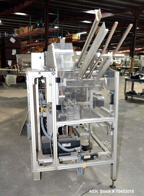 Used IWKA CPR Automatic Horizontal Bottle Cartoner capable of speeds up to 200 cartons per minute. Has a carton size range: A- 20 - 105mm, B 15 - 70mm, C 55 - 85mm. Model CPR.  With adjustable bucket...
