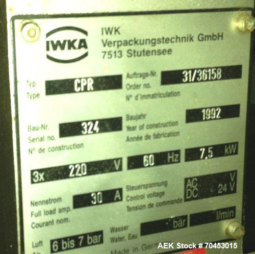 Used IWKA CPR Automatic Horizontal Bottle Cartoner capable of speeds up to 200 cartons per minute. Has a carton size range: A- 20 - 105mm, B 15 - 70mm, C 55 - 85mm. Model CPR.  With adjustable bucket...