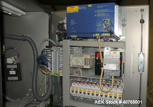 Used IWKA Cartopac SC6 Automatic Horizontal Cartoner. Capable of speeds up to 300 BPM. Has 6" centers for a carton size range: length 20 to 125mm, width 15 to 110mm, depth 85 to 230mm. Has 15' long a...