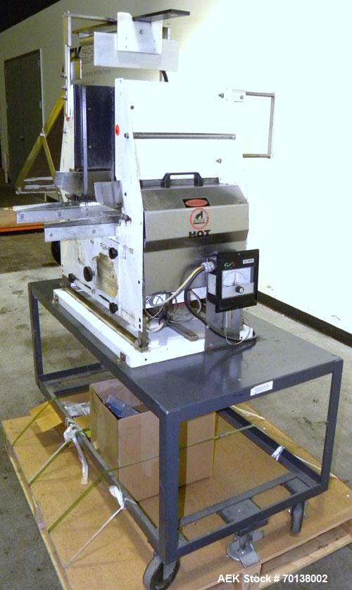 Used Econocorp Twinseal Carton Sealer, Model 4806. Capable of speeds up to 30 cartons per minute (1800 per hour). Has a carton size range: length 3/4" to 12" or 19mm to 305mm, width 3/4" to 4" or 19m...
