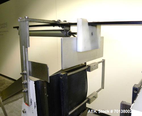 Used Econocorp Twinseal Carton Sealer, Model 4806. Capable of speeds up to 30 cartons per minute (1800 per hour). Has a carton size range: length 3/4" to 12" or 19mm to 305mm, width 3/4" to 4" or 19m...